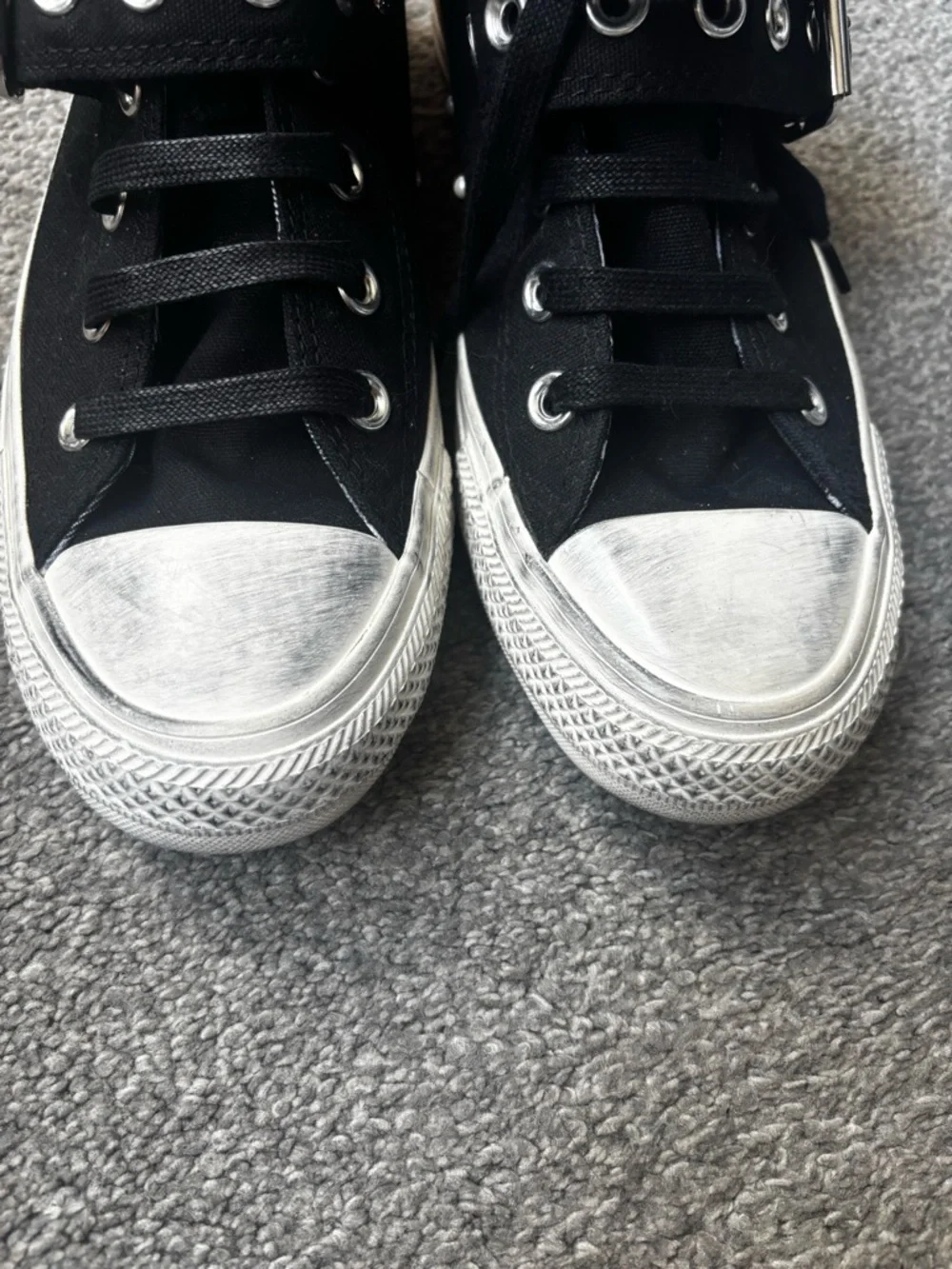 Limited edition!Converse Black Canvas Sneakers with Double Buckle Straps - Picture 4 of 12